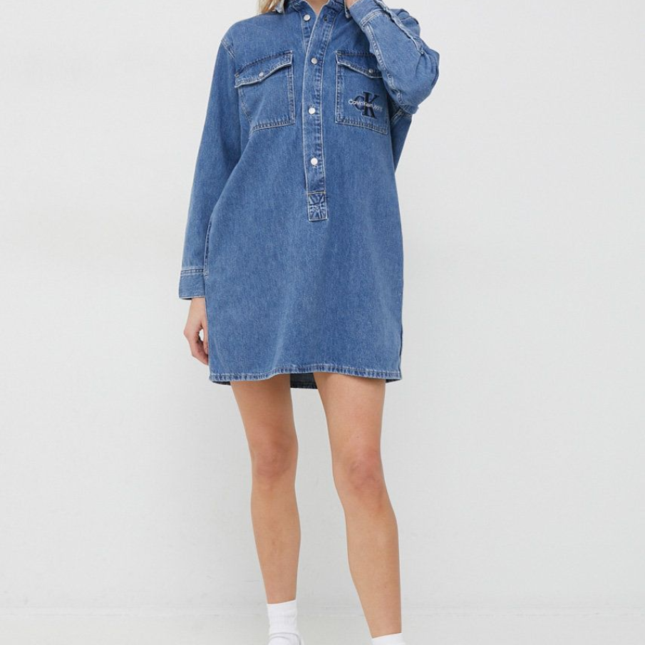 Rochie jeans mini din colectia Calvin Klein Jeans, model supradimensionat, avand maneci cu mansete incheiate