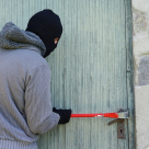 5 metode eficiente prin care-ți poți proteja locuința 