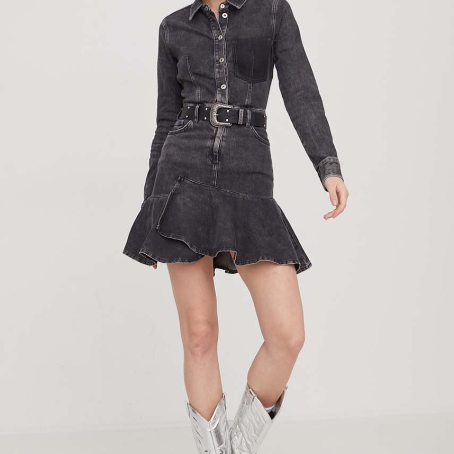 Rochie mini Karl Lagerfeld Jeans din denim gri la culoare, cu fustă evazata, în cloș, și curea în talie  