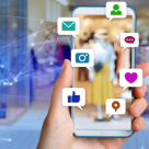 Facebook, mai rau decat tigarile si alcoolul?