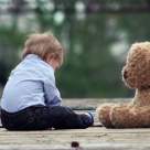 Tipatul la copii – cum ii afecteaza pe termen lung