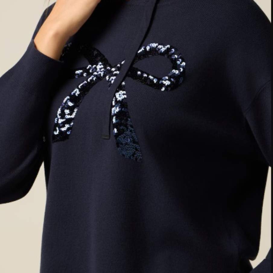 10 piese vestimentare cu paiete pentru un look shiny fabulos