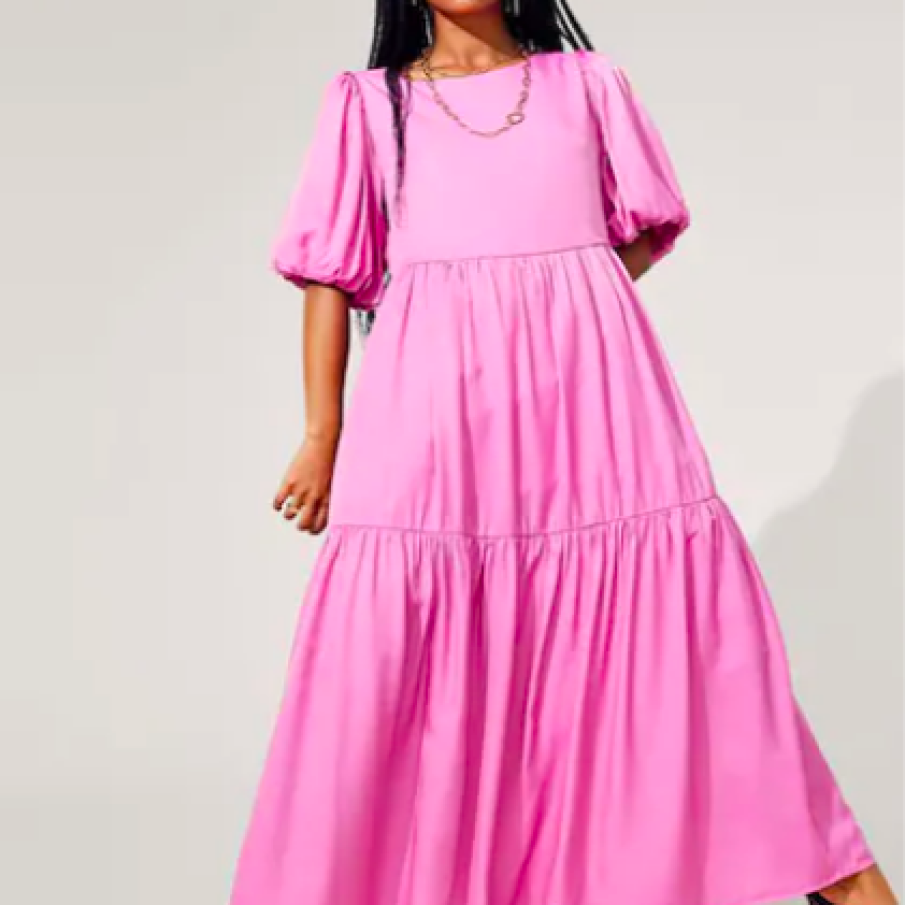 Only Rochie maxi stratificată cu decolteu adânc pe partea din spate