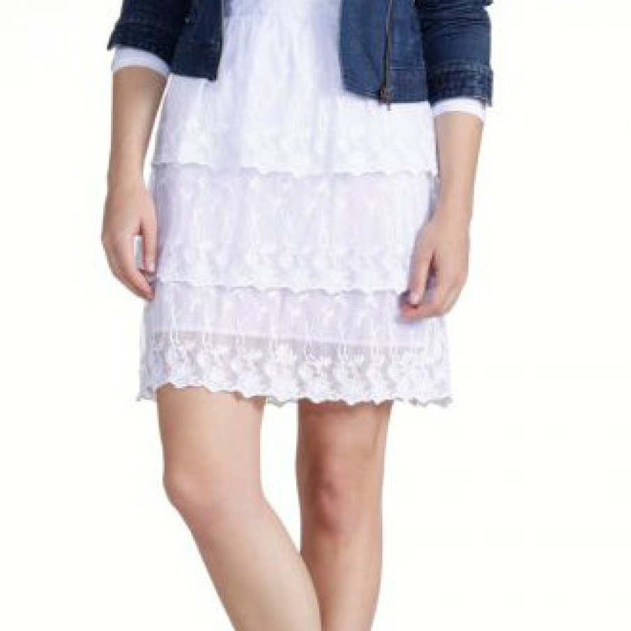 Fusta cu volane brodate