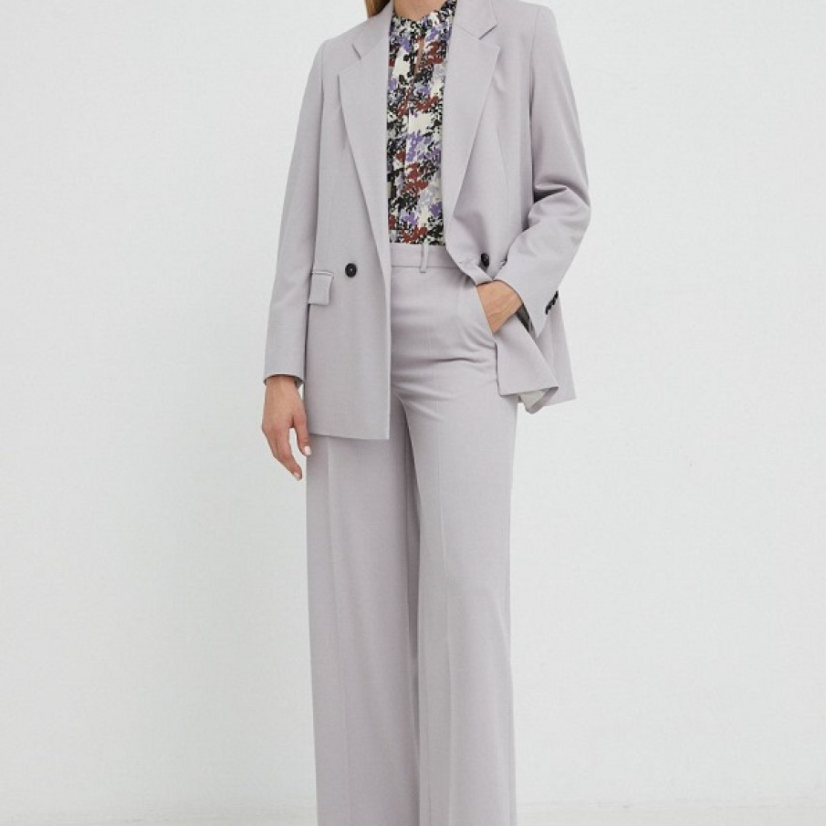 Pantaloni Drykorn în nuanță de violet deschis, cu picior conic, larg, două buzunare laterale și talie înaltă