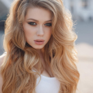 Nuanțatorul pastel salvează blondul decolorat între două vizite la salon