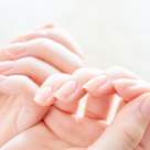 3 ingrediente naturale care îți mențin unghiile sănătoase și frumoase