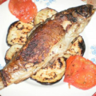 Pastrav pe pat de legume 