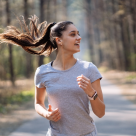 Canicula și sportul: 3 obiceiuri corecte pe care să le adopți