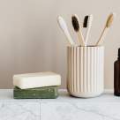 Sfaturi pentru un regim natural de îngrijire orală