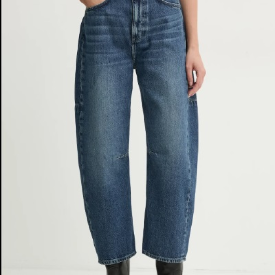 10 modele de jeansi barrel în trend în toamna2025 