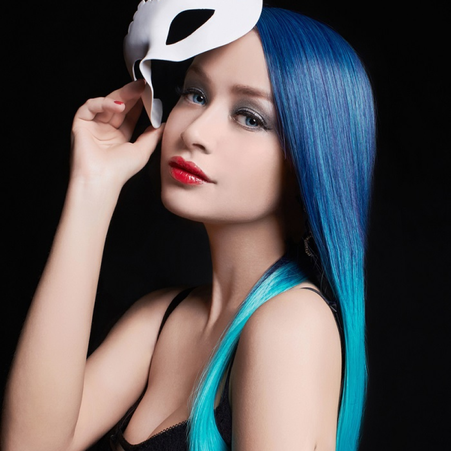 Par albastru in degrade