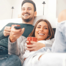 Vine iarna bine-mi pare, timp de seriale si sarmale!