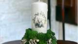 Lumânare albă cu tematică pascală în suport lucrat manual și decorat cu licheni naturali