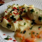 Piure de cartofi cu bacon,brinza si piept de pui cu sos