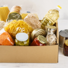 Începe distribuția alimentelor de la UE. Cine le poate primi