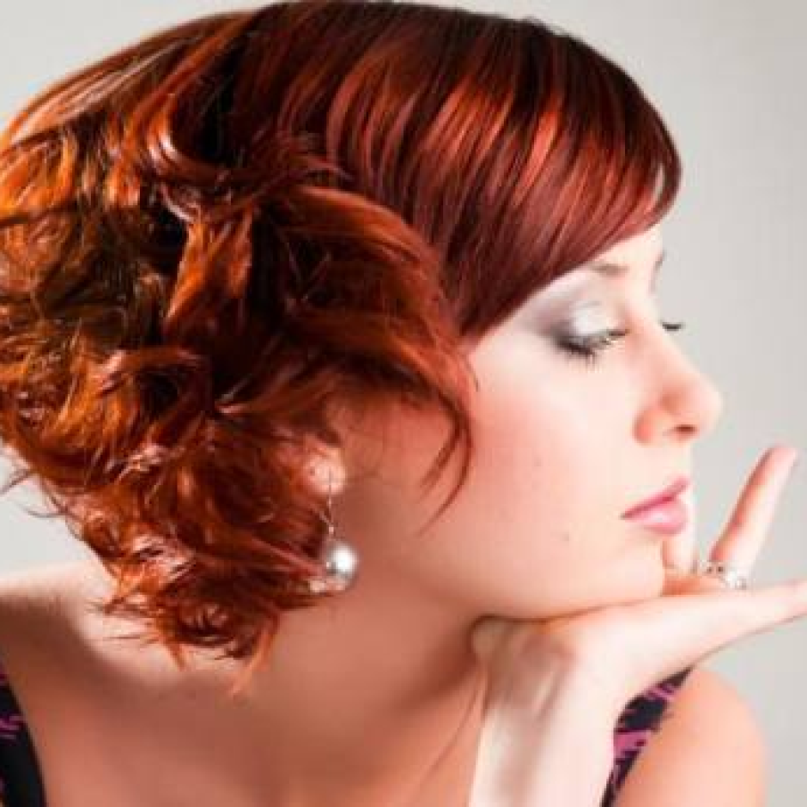 Tunsori par cret si roscat, lungime medie