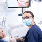 Afecțiuni și obiceiuri care pot afecta dinții de lapte și dentiția definitivă