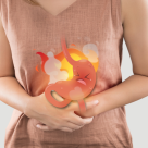 5 Tratamente naturiste care tratează afecțiunile STOMACULUI