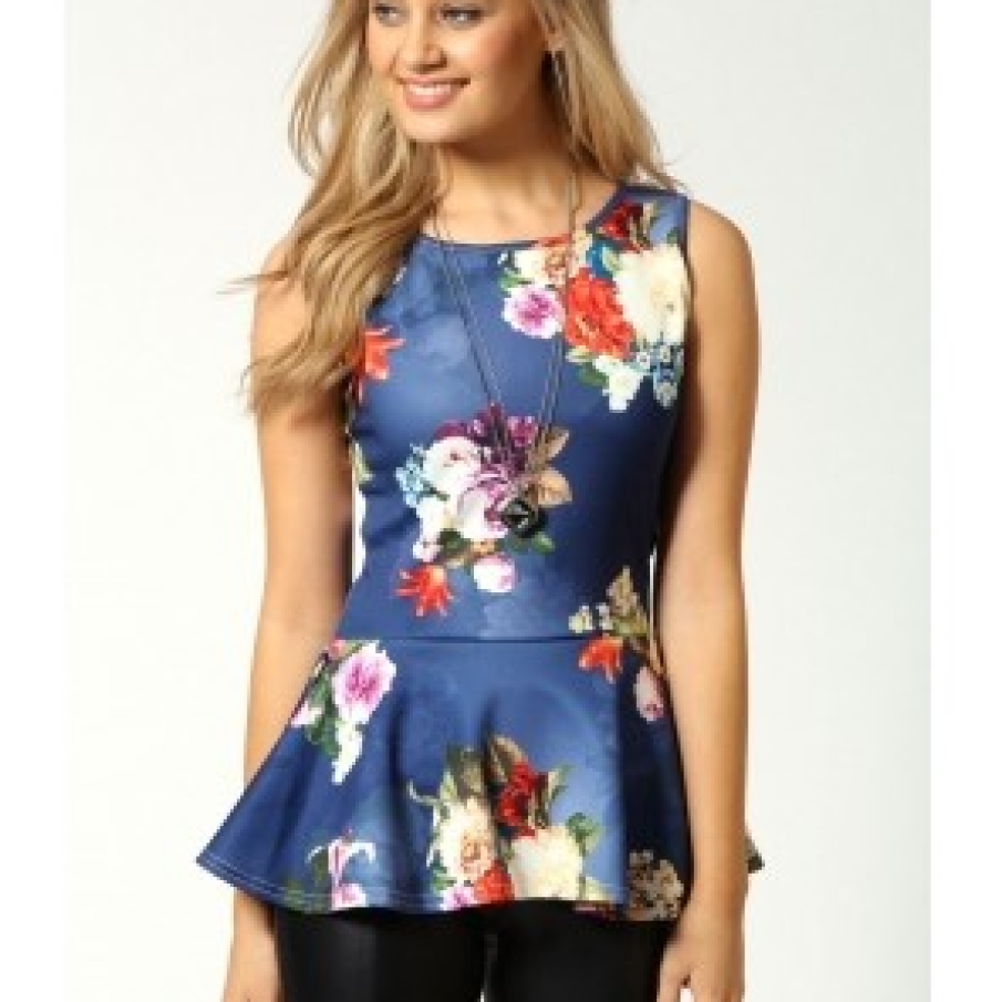 Top cu peplum si flori 