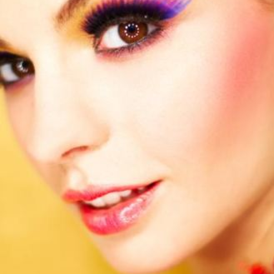 Machiaj bazat pe iluzia culorilor