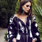 Artizani autentici, material eco din pânză și bumbac: IA românească în colecții ce îți taie respirația