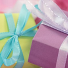 Ce să faci dacă vrei să iei niște cadouri amuzante pentru oamenii dragi din viața ta