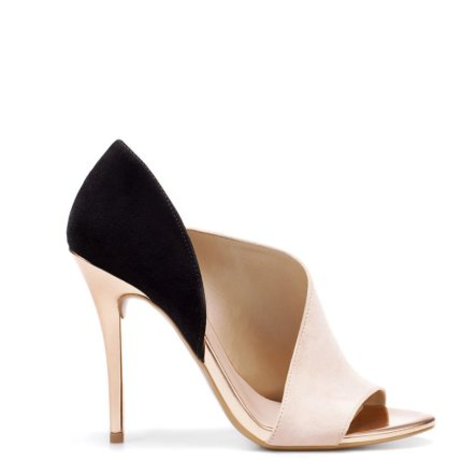 Pantofi-sanda decupati 