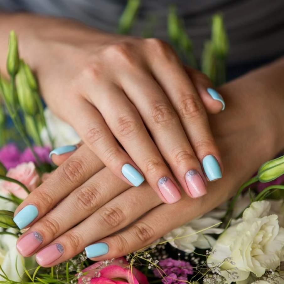 Rozul din copaci și albastrul din cer s-au regăsit cu strălucirea delicată a primăverii