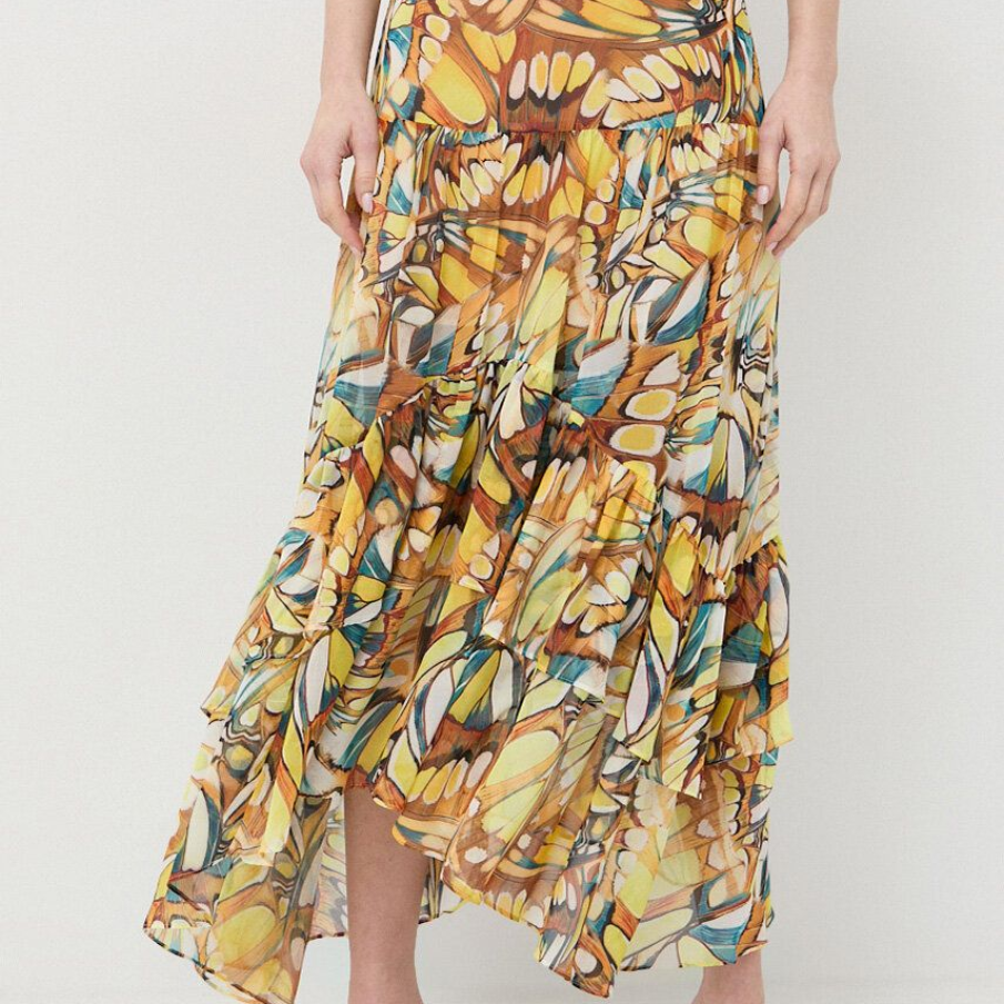 Fustă maxi Marciano Guess, în nuanța de baza galben, confecționată din material ușor, aerisit. Dispune de căptușeală