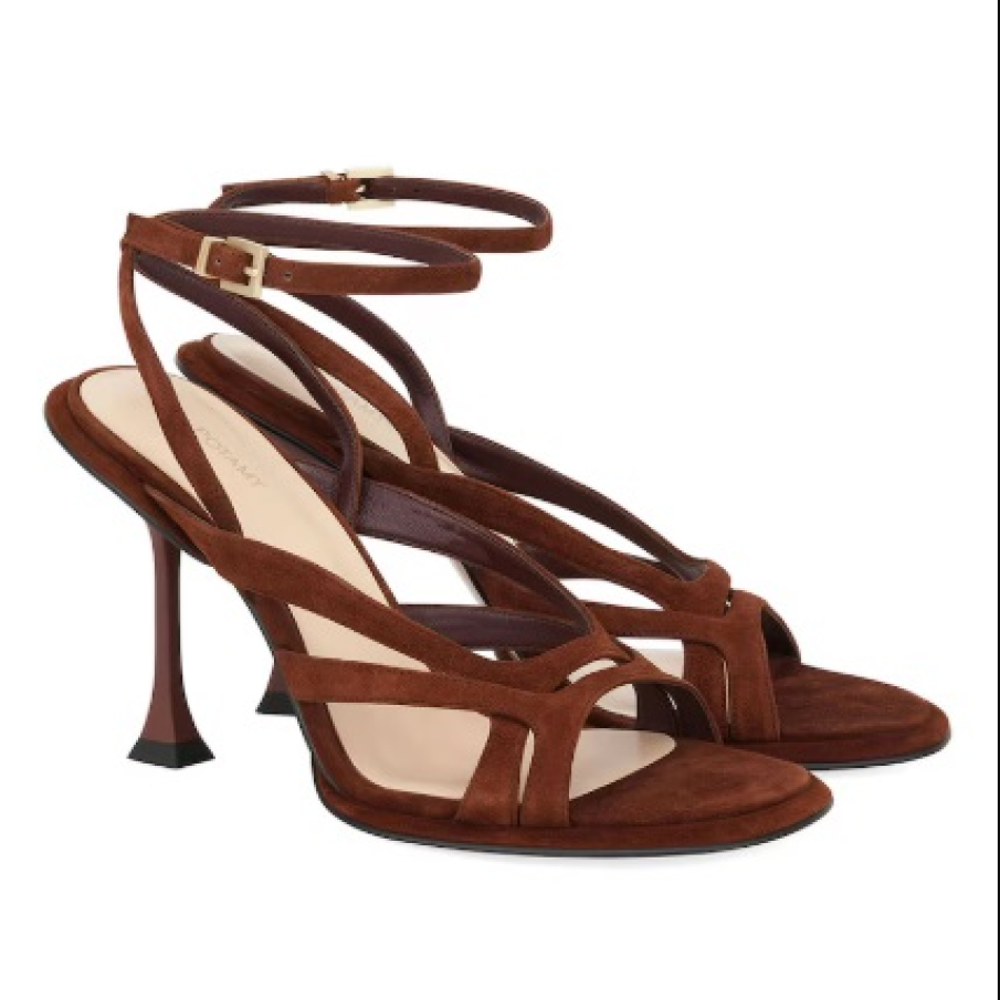 10 modele de sandale în nuanță de Mocha Mousse, culoarea anului