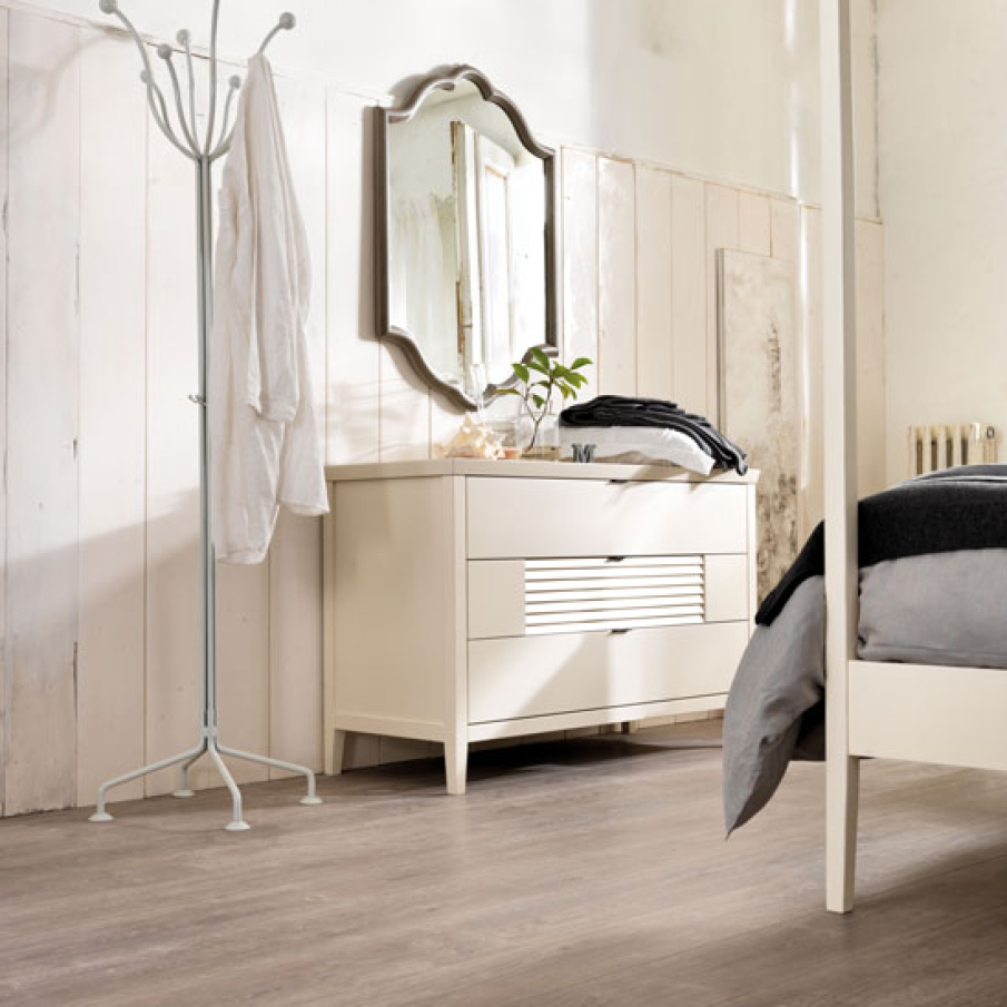 Ciro chest of drawers