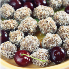 Bomboane de nuca cu stafide 