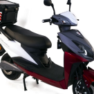 Mopedul electric vs. un e-scooter: care este mai avantajos?