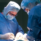 La 75 de ani a făcut a doua operație minim-invazivă de înlocuire a articulației șoldului