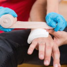 Primul răspuns: Tehnici de prim ajutor esențiale pentru orice situație