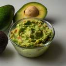 Guacamole - rețetă simplă și delicioasă pentru sos mexican