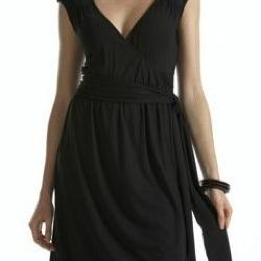 Simplitate si senzualitate in negru