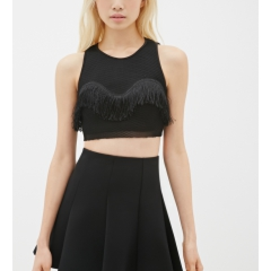 Top negru cu franjuri