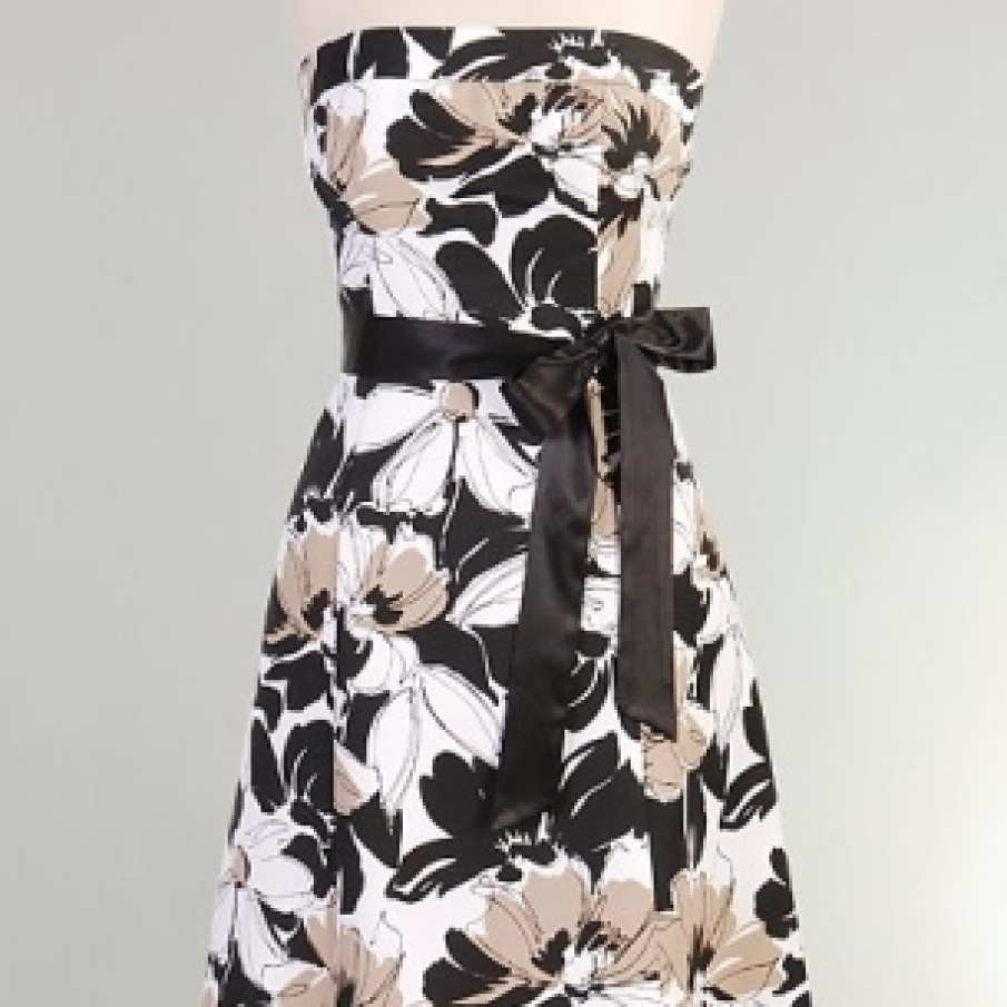 Rochie cambrata, fara maneci