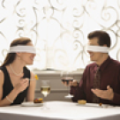 Blind date la 30 de ani?