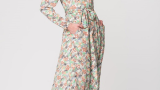Rochie tip cămașă cu cordon, elegantă, cu un imprimeu floral diafan, în nuanțe pastelate 