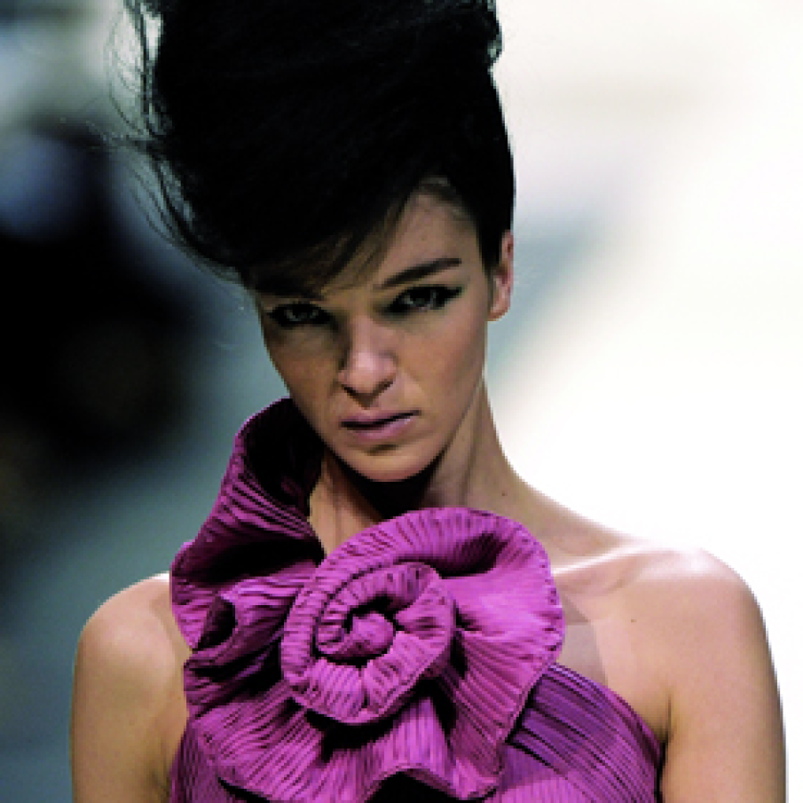 Coafuri sofisticate, geometrice 