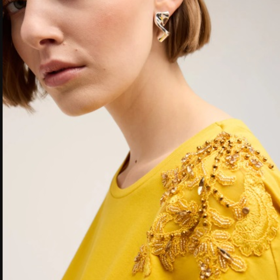 10 accesorii și piese vestimentare cu mărgele, un trend încântător al verii 2025 