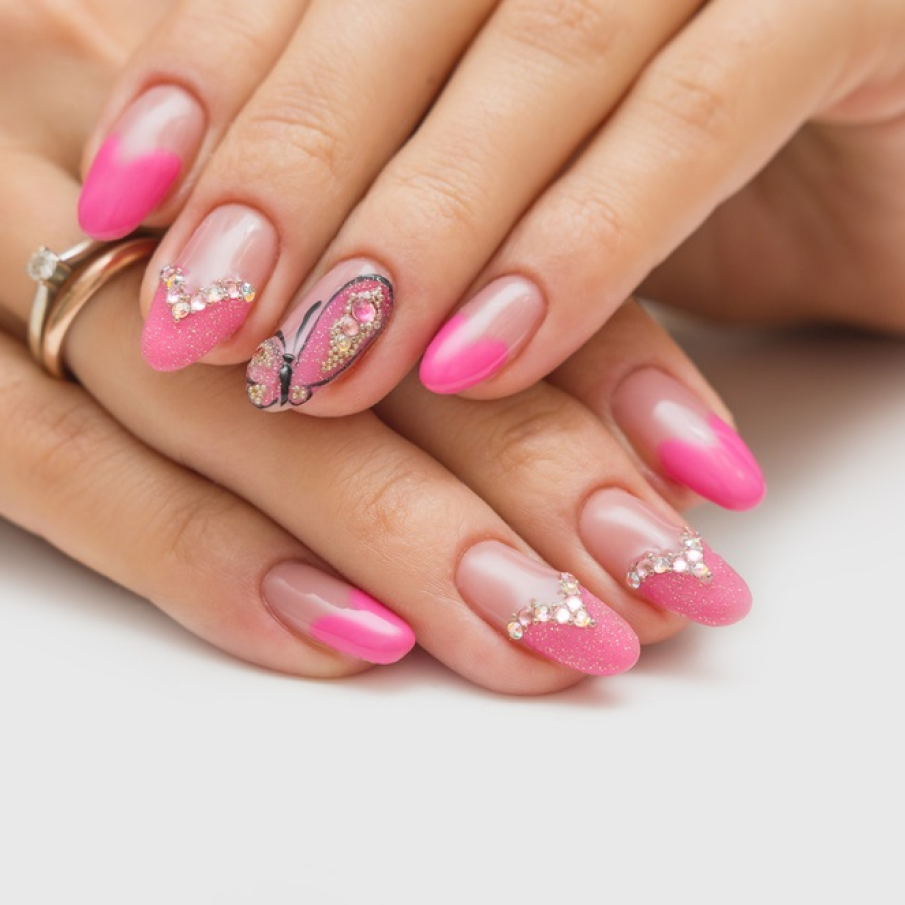  Manichiură cu cristale pentru vară 