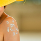 Crema de protecție solară - cum o alegem și cum o folosim corect?