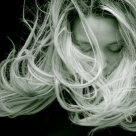 Este ca o gaura neagra din care nu poti iesi... Cele 22 de Simptome ale Depresiei