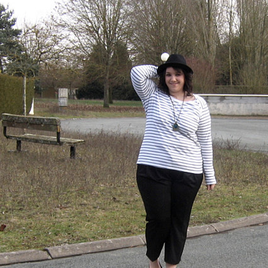 Ocoliti materialele stretch