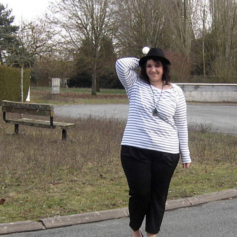 Ocoliti materialele stretch