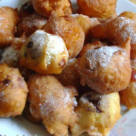 Gogosele pufoase umplute cu gem